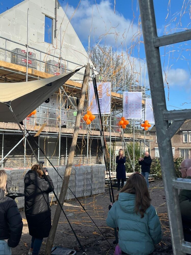 Foto van de nieuwbouw (in aanbouw) 