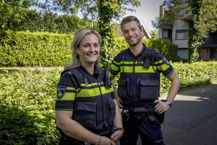 Wijkagenten: samen zorgen voor een veilige buurt - IJsseldal Wonen