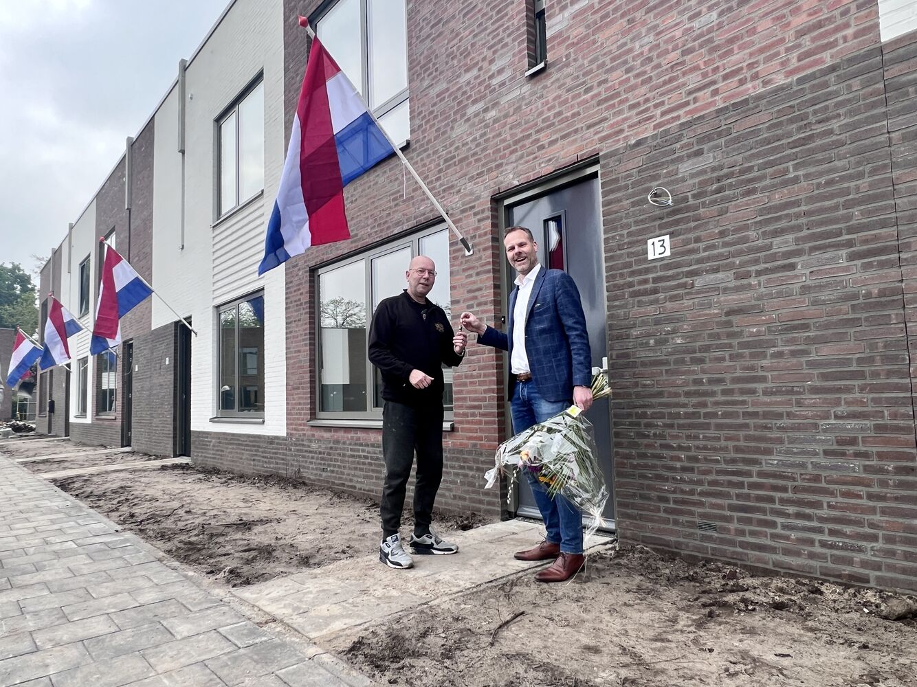 Bewoners ontvangen sleutels nieuwbouw Wanroij