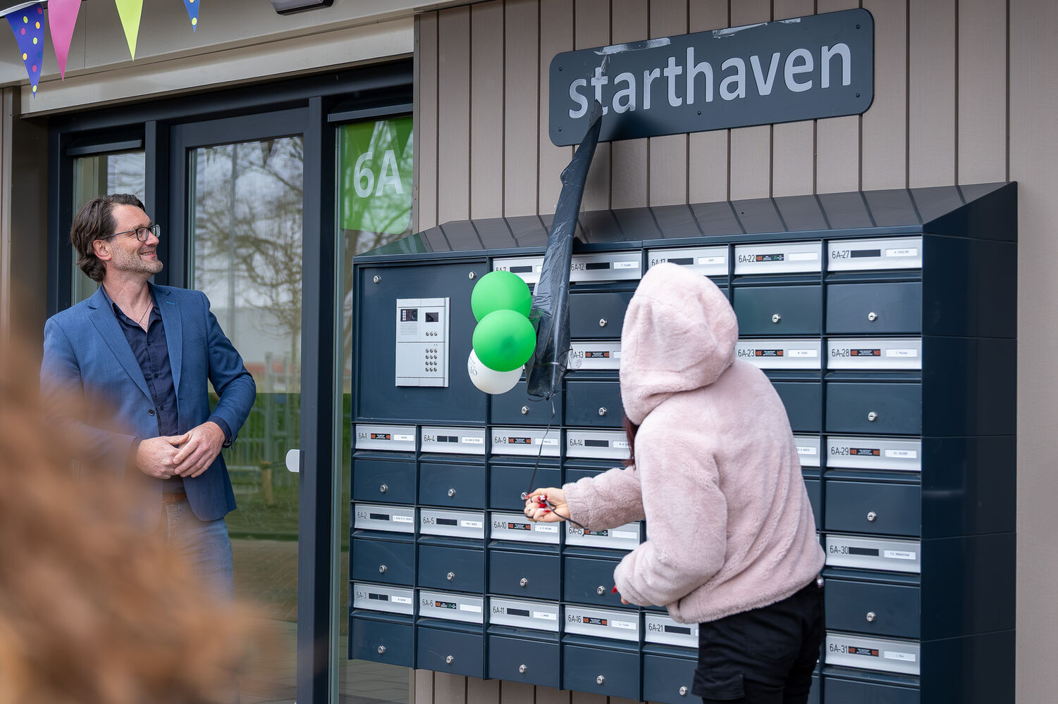Bewoner Flexwonen, Julia, onthult eigen bedachte naam voor het gebouw