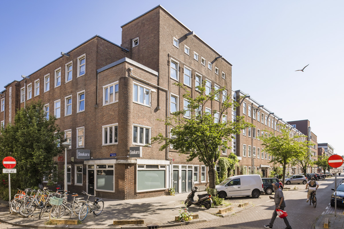 Foto Balboastraat, KAW en SacgliolaBrakkee