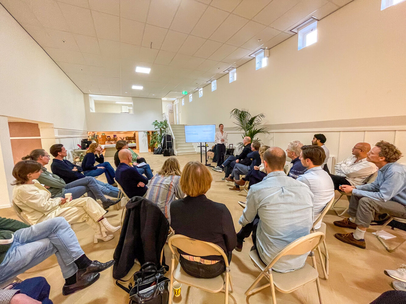 Bijeenkomst 25 jaar Nieuw-West - presentatie Kim