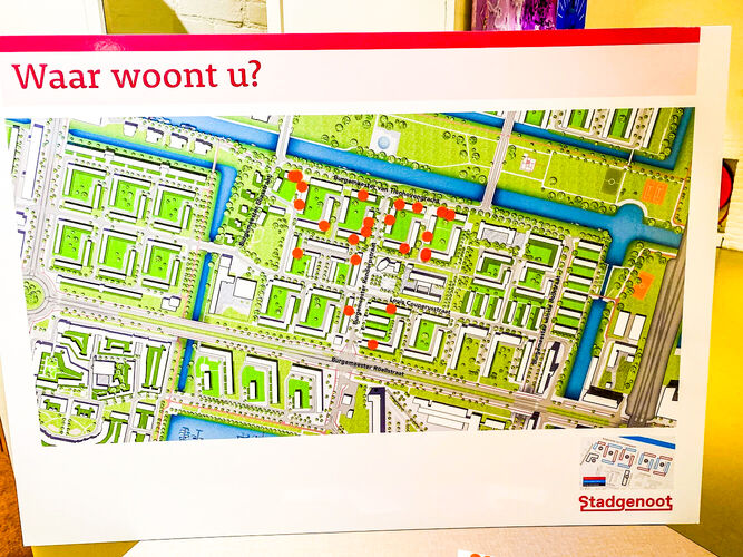 Een kaart met woningen in de Couperusbuurt