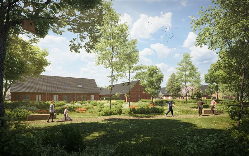 Mensen wandelen door het groen met op de achtergrond rode nieuwbouwwoningen met witte deuren.